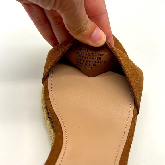 BCBGENERATION- Addie Velour Microsuede Brown Ankle Strap Wedge Slingback SZ 7.5 - Picture 9 of 14